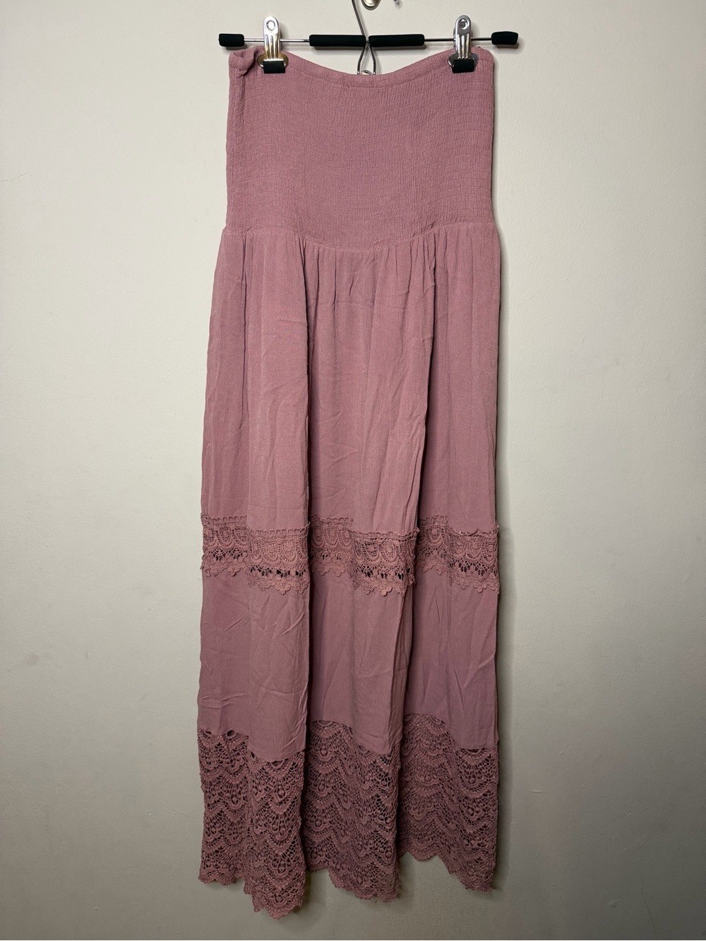 eesome Pink Strapless Crochet-Trim Maxi Dress - Picture 6 of 8